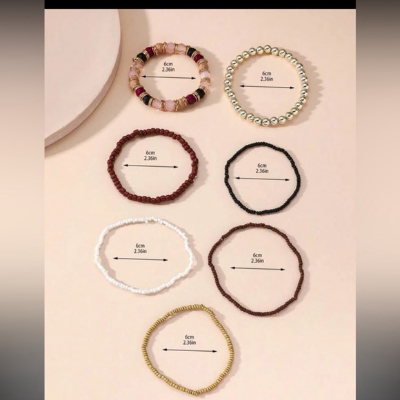 7 Piece Beaded Bohemian style bracelet NWT - Picture 3 of 3